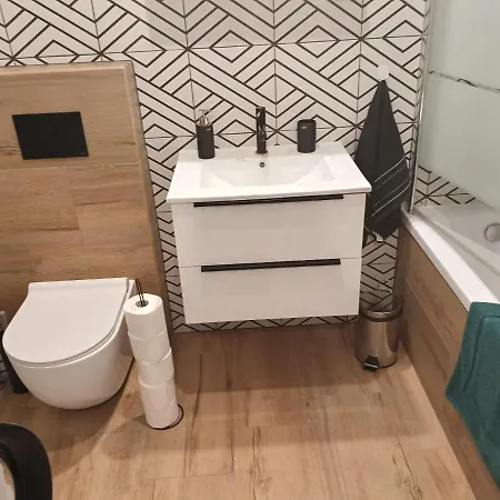 Chabrow Apartmán *